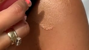 Bare By Vogue Liquid Body Illuminator How to Use